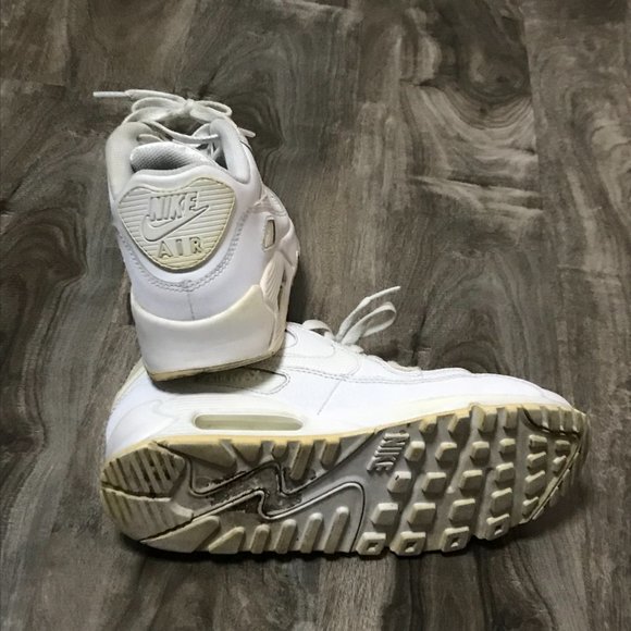 Nike Air Max 90 Triple White Youth Size 6Y Style 307793-167   - 224835 - Picture 7 of 12